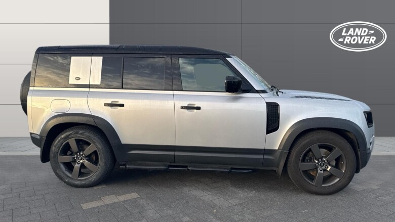 Land Rover Defender 2.0 D200 110 5dr Auto Diesel Estate